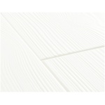 Close-up van de waterbestendige toplaag op Quick-Step Impressive Witte Planken laminaat