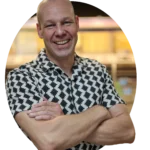 Portret van Wiebe Visser, expert en productspecialist in egaline, ondervloeren en vloeropbouw bij EgalineStore.
